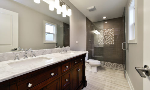 06_9321STrumbull_13_MasterBathroom_HiRes